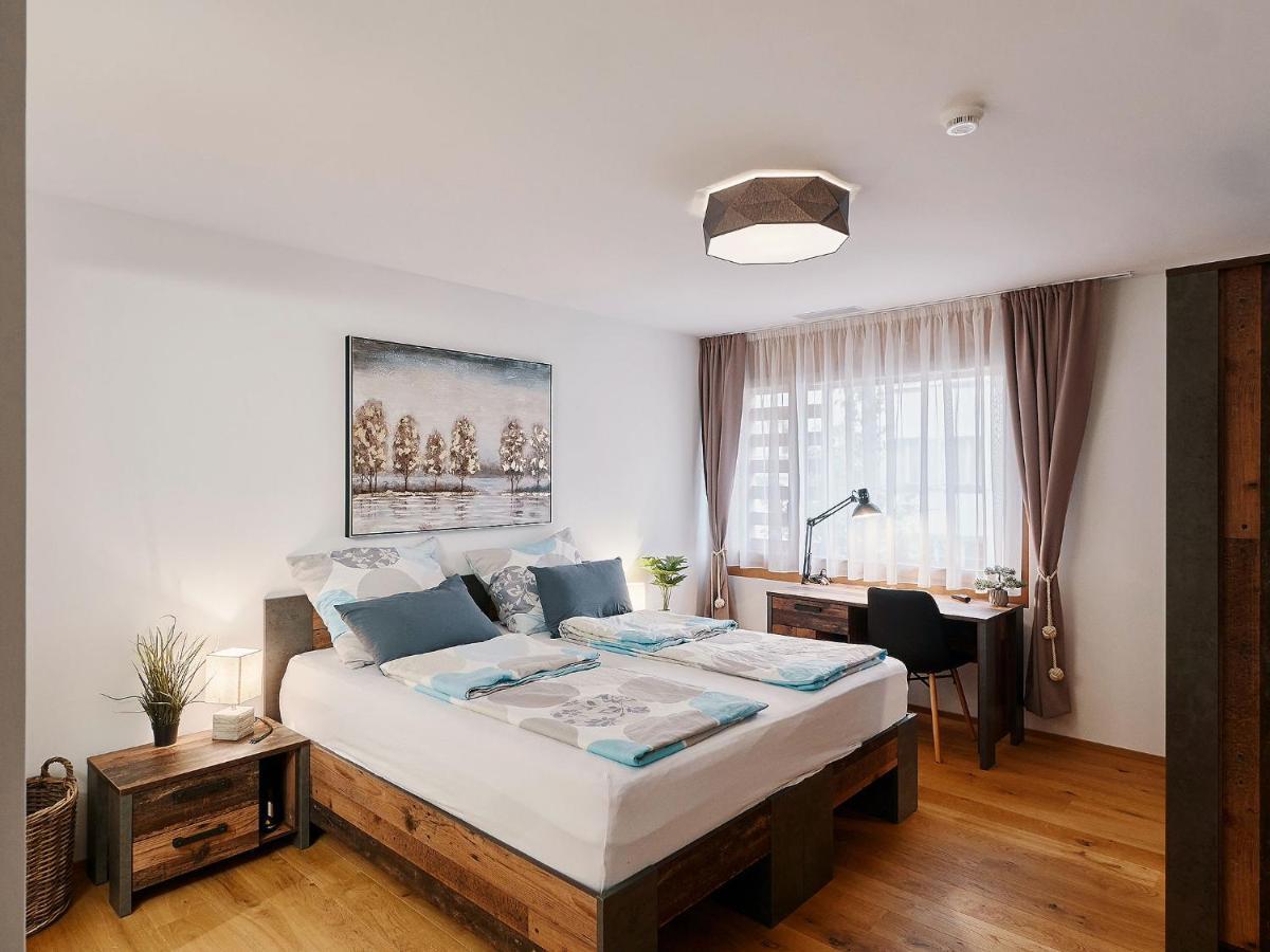 Montanas - Luxuswohnung Mit Kamin - Nahe Caumasee & Talstation Flims Exterior foto
